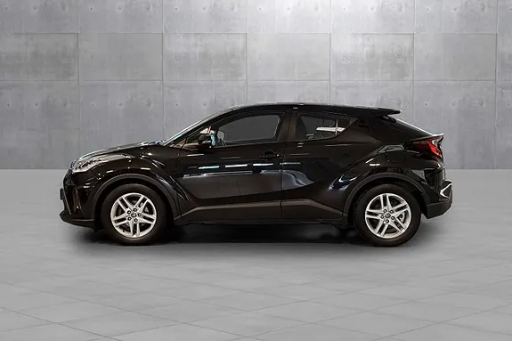 Toyota C-Hr 2023 photo 2