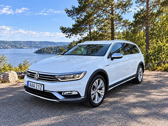 Volkswagen Passat Alltrack 2019 photo 2