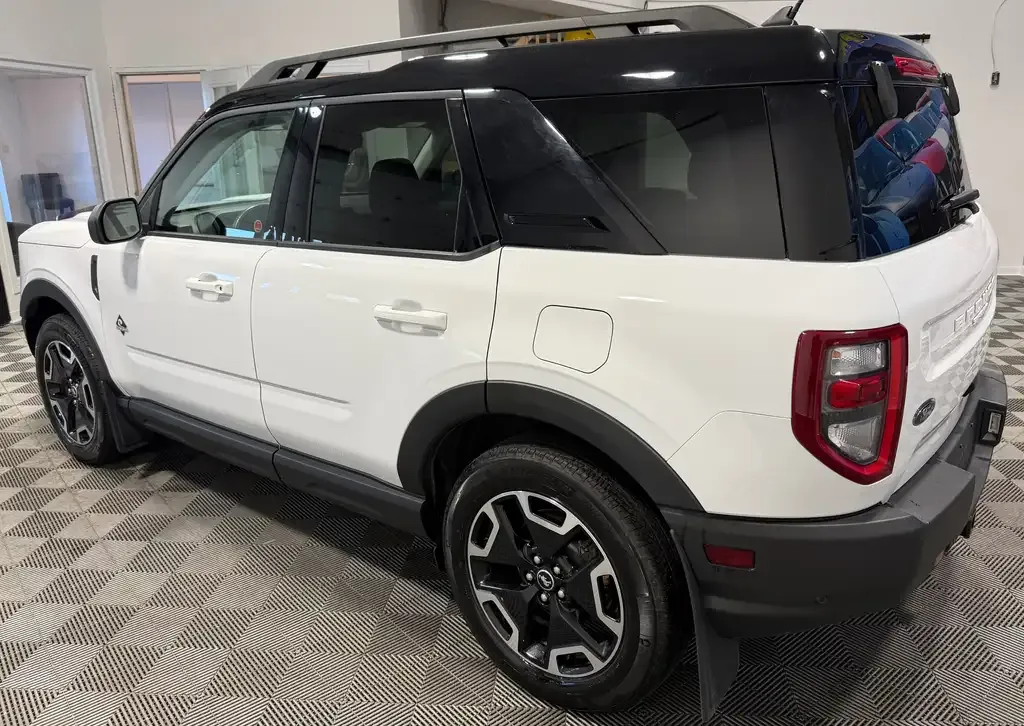 Ford Bronco Sport 2023 photo 3