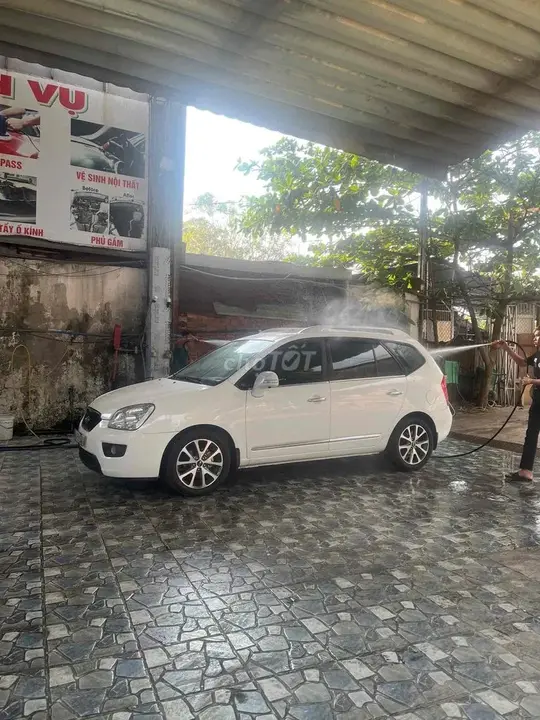 Kia Carens 2014 photo 3