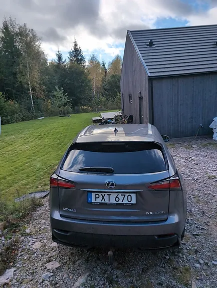 Lexus Nx300H 2015 photo 3