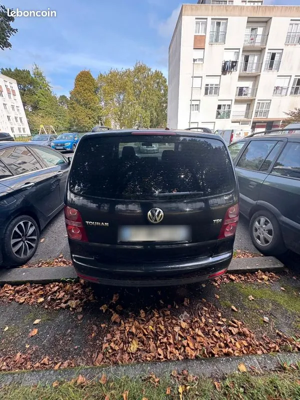 Volkswagen Touran 2007 photo 3