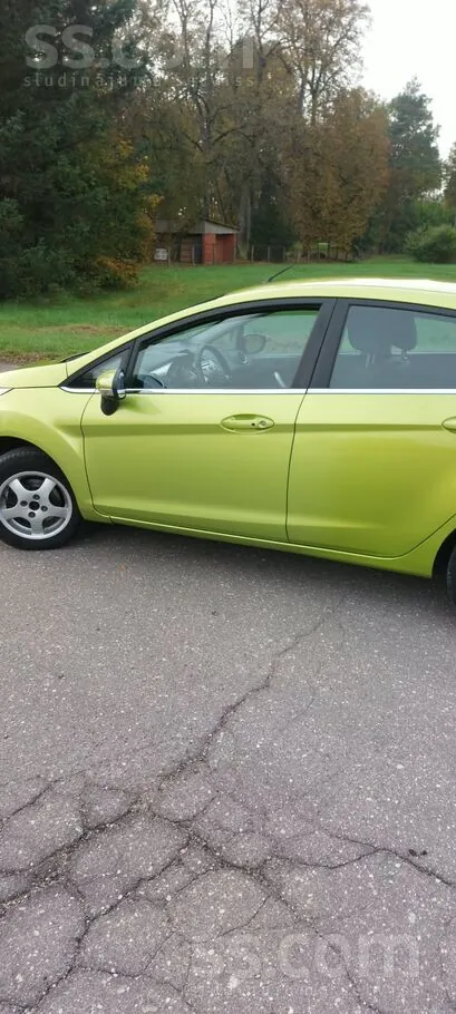 Ford Fiesta 2009 photo 3