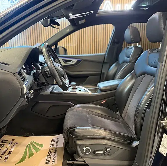 Audi Q7 2015 photo 3