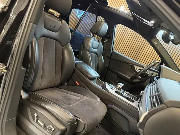 Audi Q7 2015 photo 4