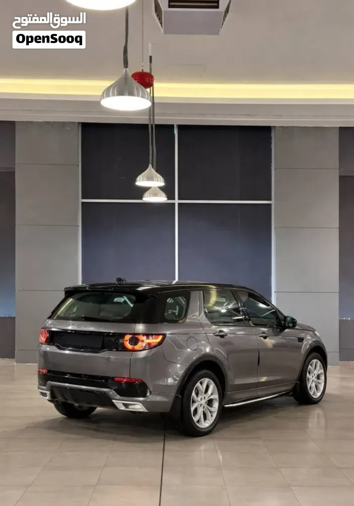 Land Rover Discovery Sport 2018 photo 4