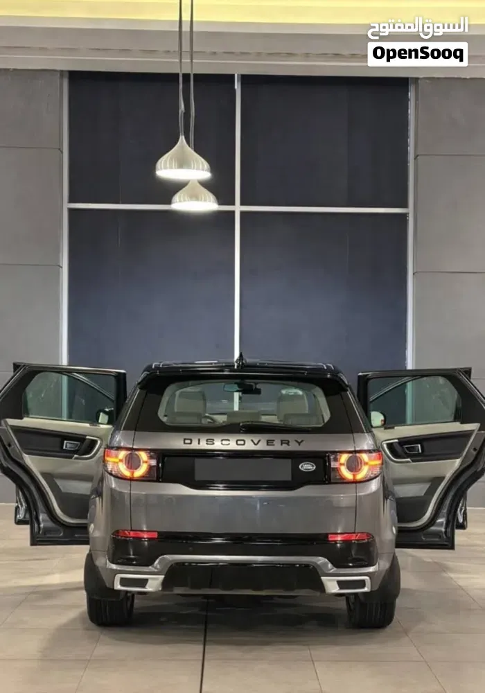 Land Rover Discovery Sport 2018 photo 3