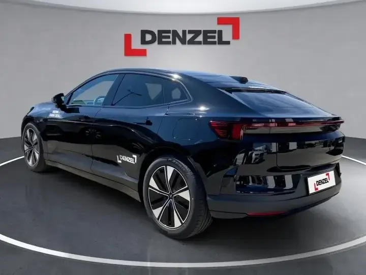 Polestar Polestar 4 2026 photo 3
