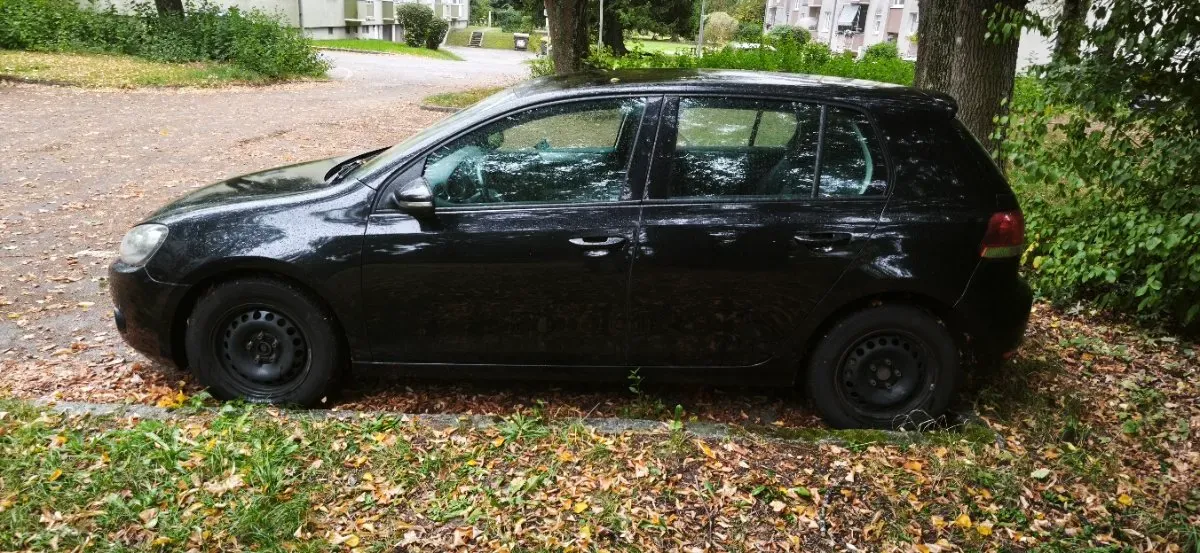 Volkswagen Golf 2009 photo 3