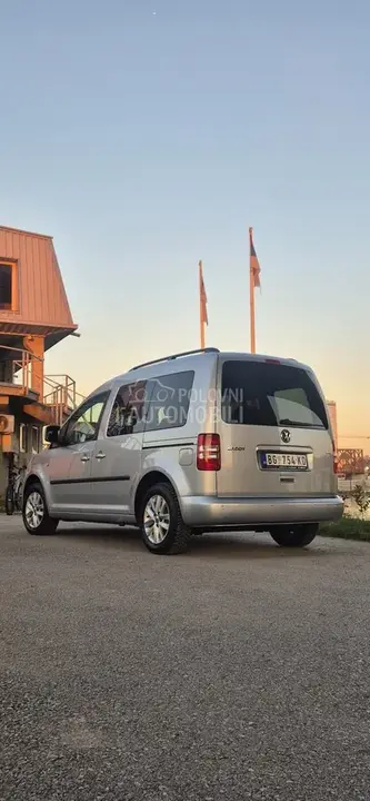 Volkswagen Caddy 2014 photo 3