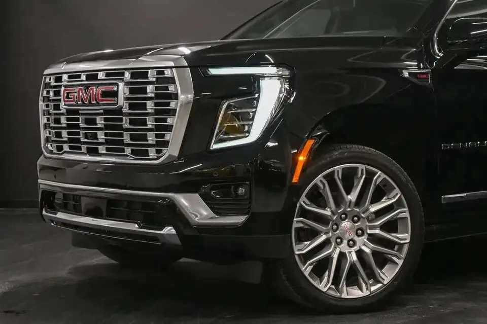GMC Yukon 2025 photo 3