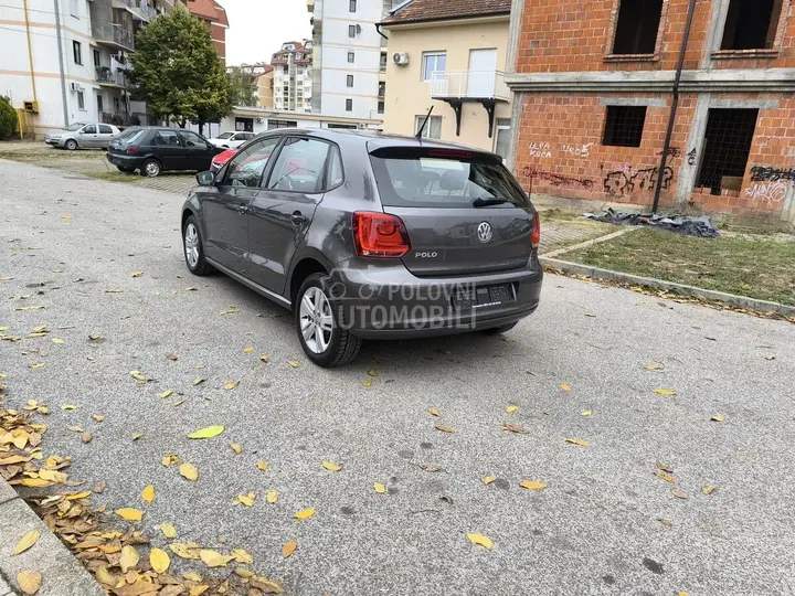 Volkswagen Polo 2013 photo 4