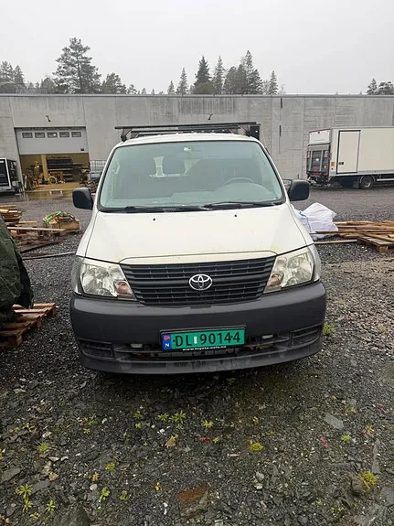 Toyota Hiace 2008 photo 5