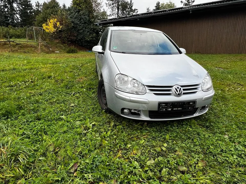 Volkswagen Golf V