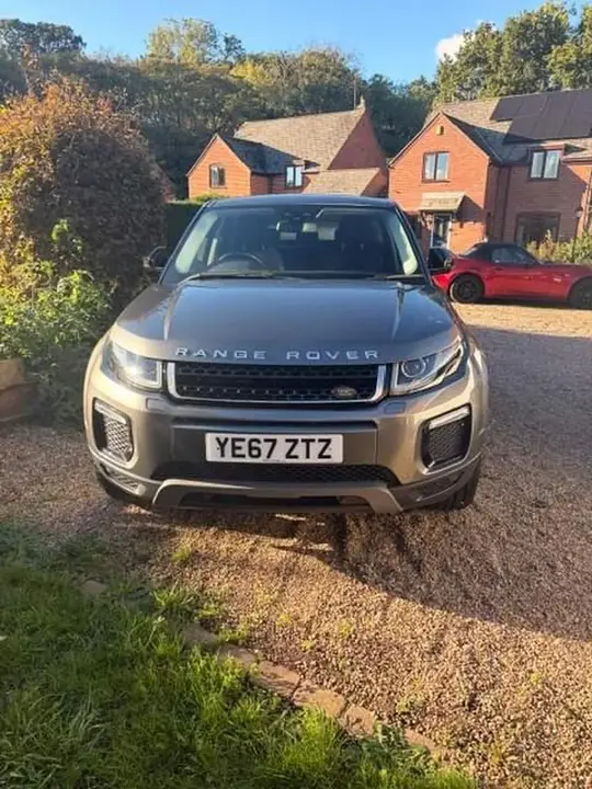 Land Rover Range Rover Evoque 2017 photo 2