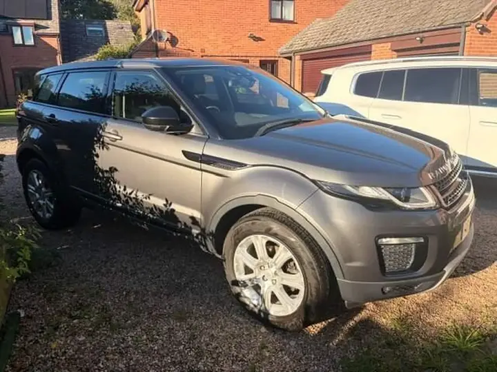 Land Rover Range Rover Evoque 2017 photo 4