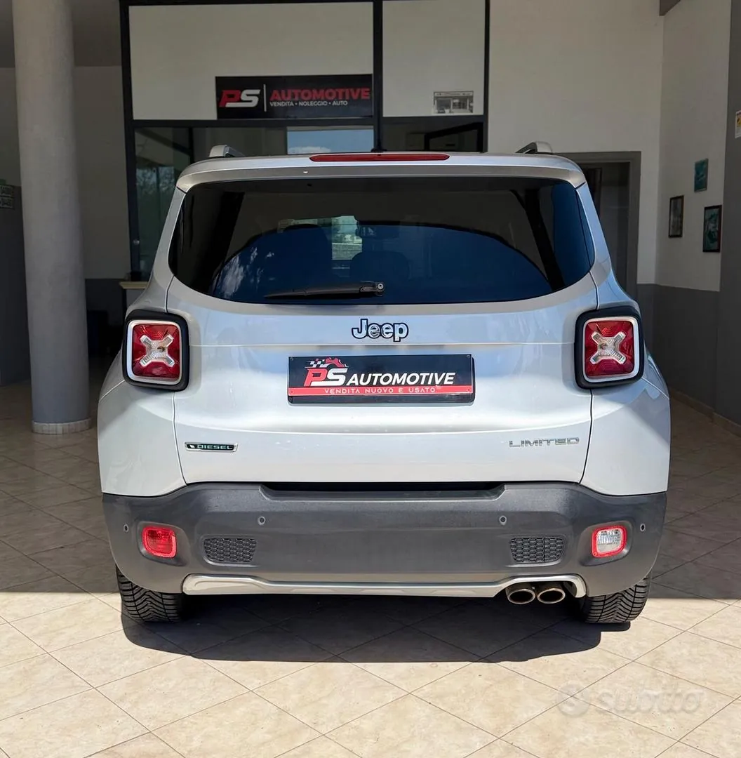 Jeep Renegade 2015 photo 4