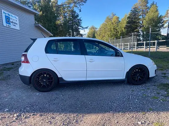 Volkswagen Golf 5 2006 photo 2