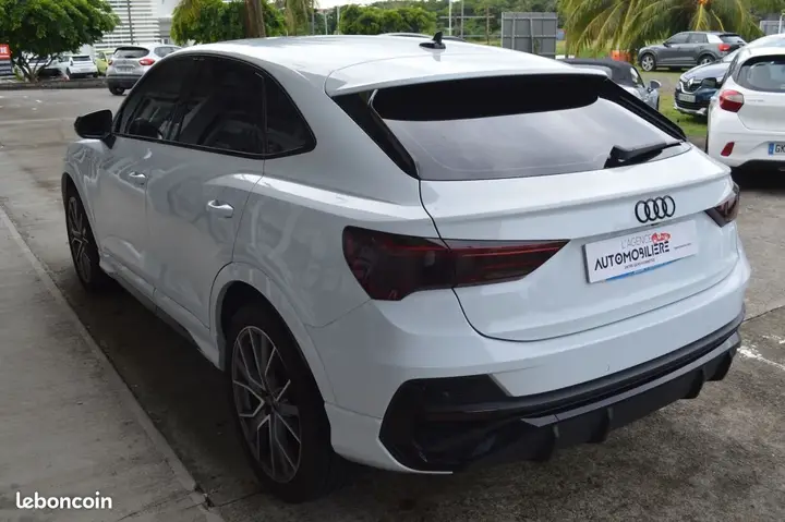 Audi Q3 2023 photo 5