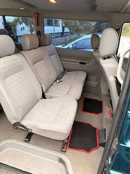 Volkswagen Caravelle 1999 photo 2
