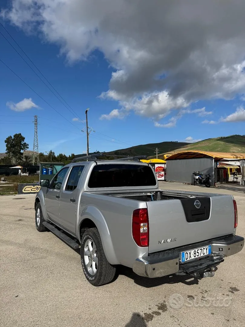 Nissan Navara 2009 photo 5