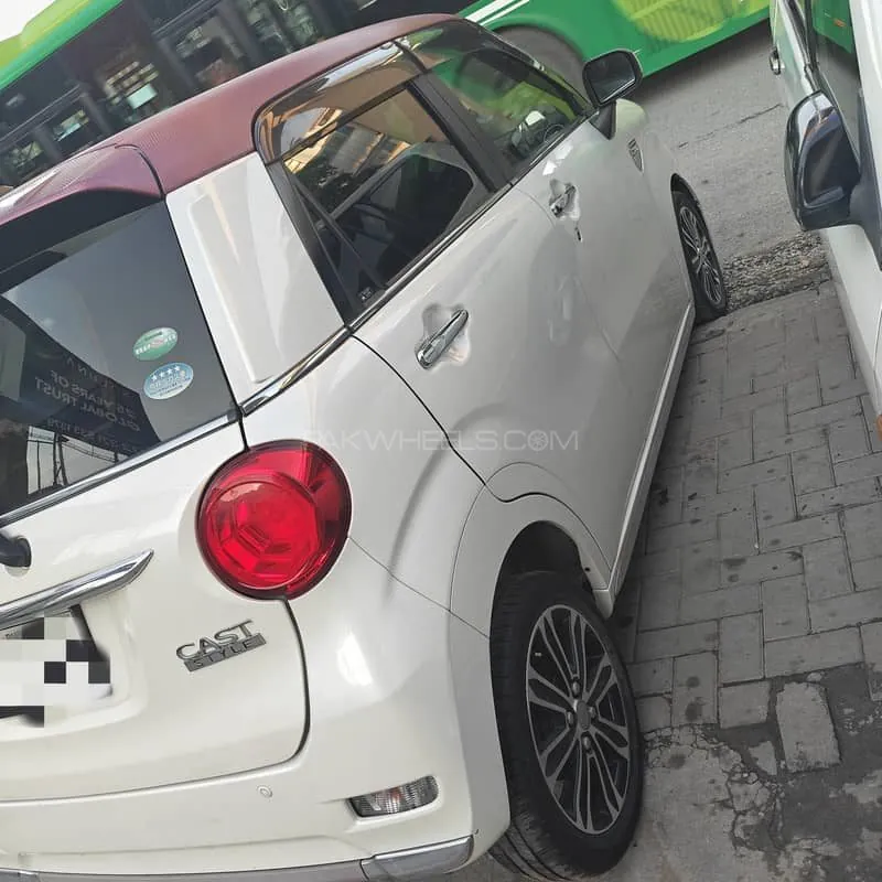 Daihatsu Cast