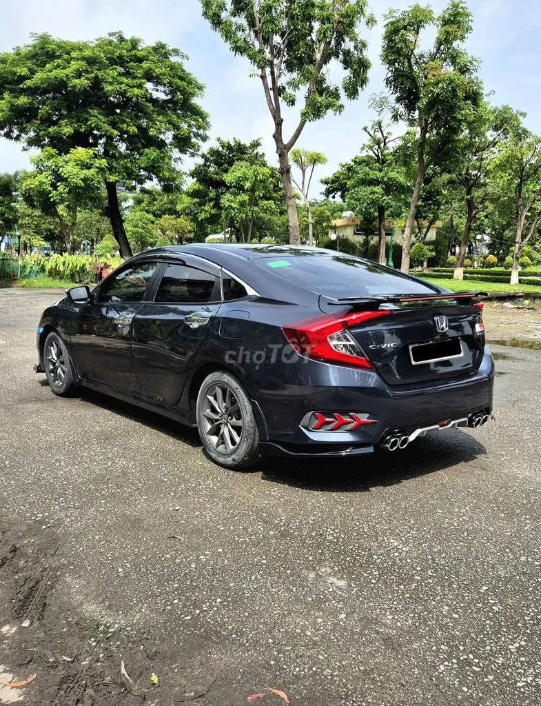 Honda Civic 2020 photo 3