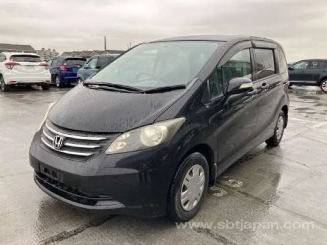 Honda Freed 2009 photo 2