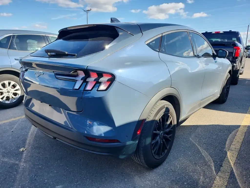 Ford Mustang Mach-E 2023 photo 4