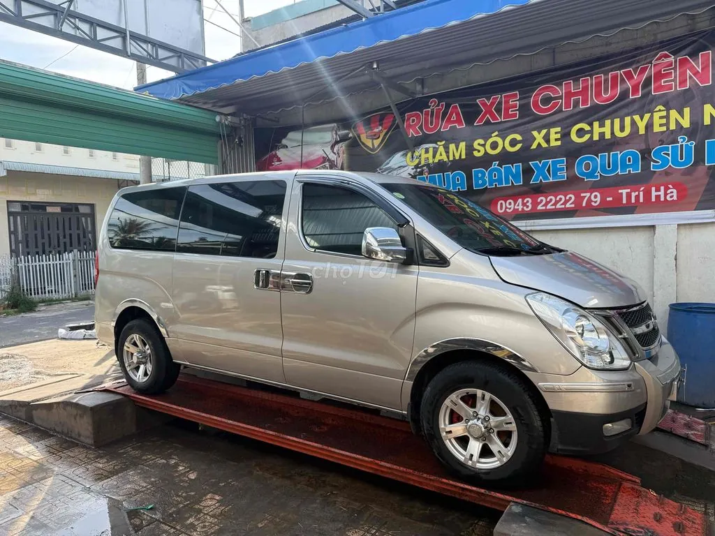 Hyundai Starex 2010 photo 5