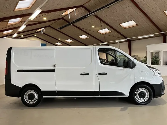 Renault Trafic 2021 photo 4