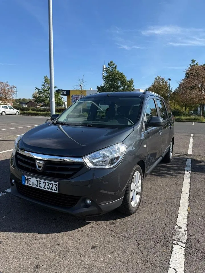 Dacia Lodgy