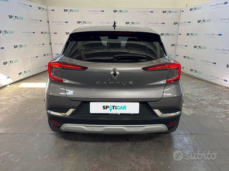 Renault Captur 2022 photo 3