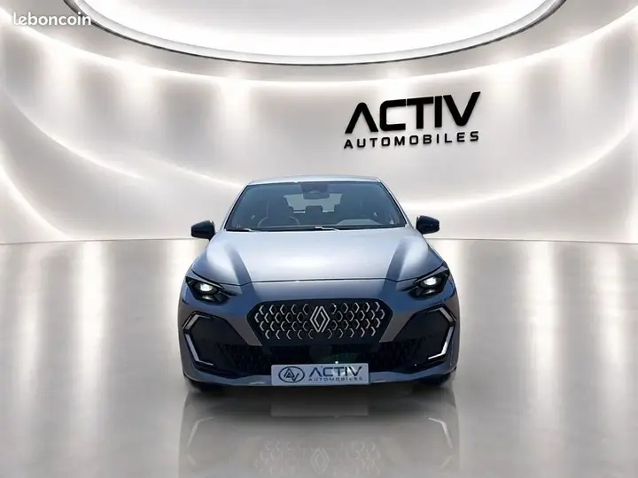 Renault Clio 2026 photo 2