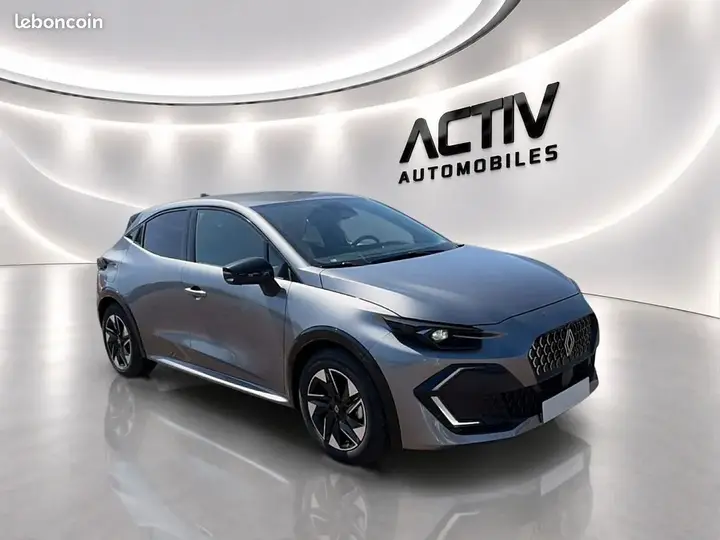 Renault Clio 2026 photo 3