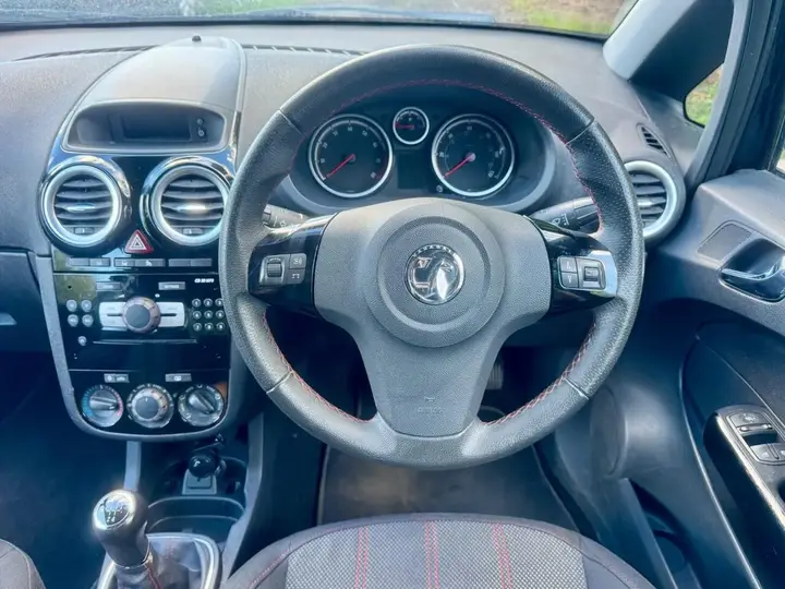 Vauxhall Corsa 2015 photo 4