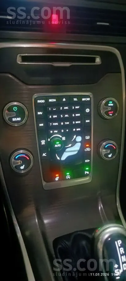 Volvo V70 2015 photo 4