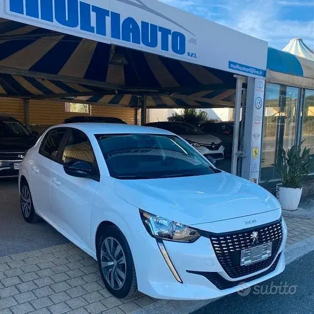 Peugeot 208
