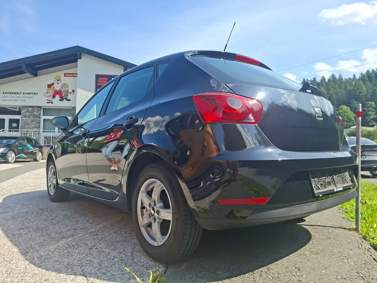 Seat Ibiza 2014 photo 2