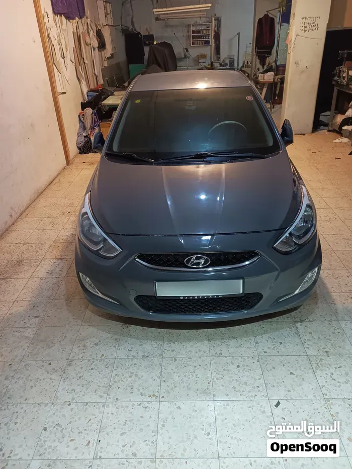 Hyundai Accent 2018 photo 4