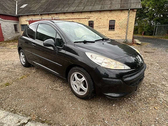 Peugeot 207 2008 photo 3