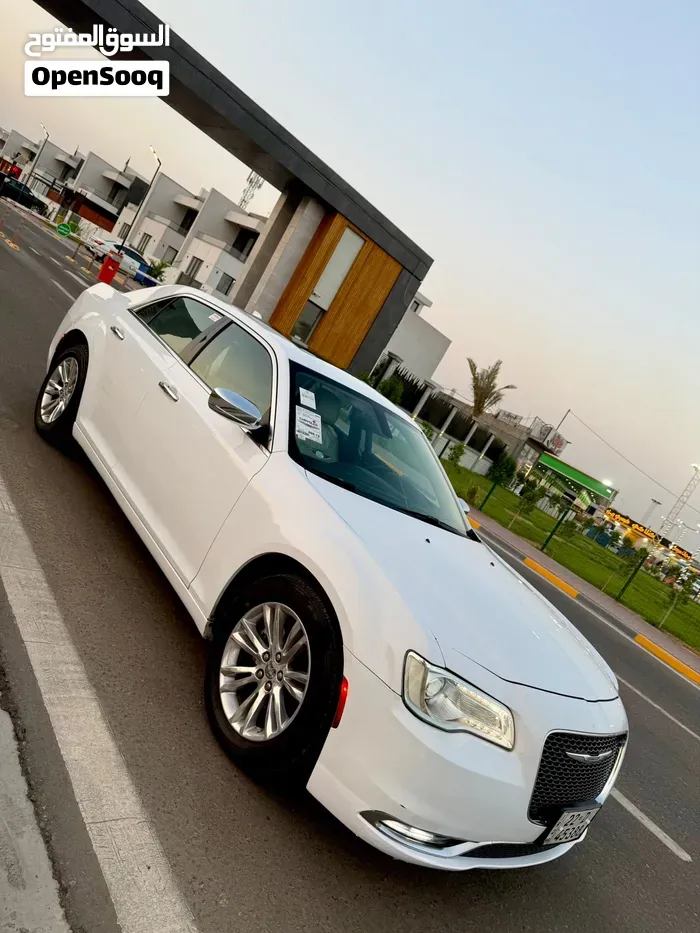 Chrysler 300 2016 photo 3