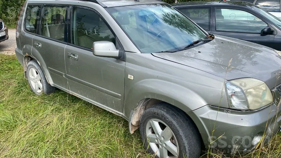 Nissan X-Trail