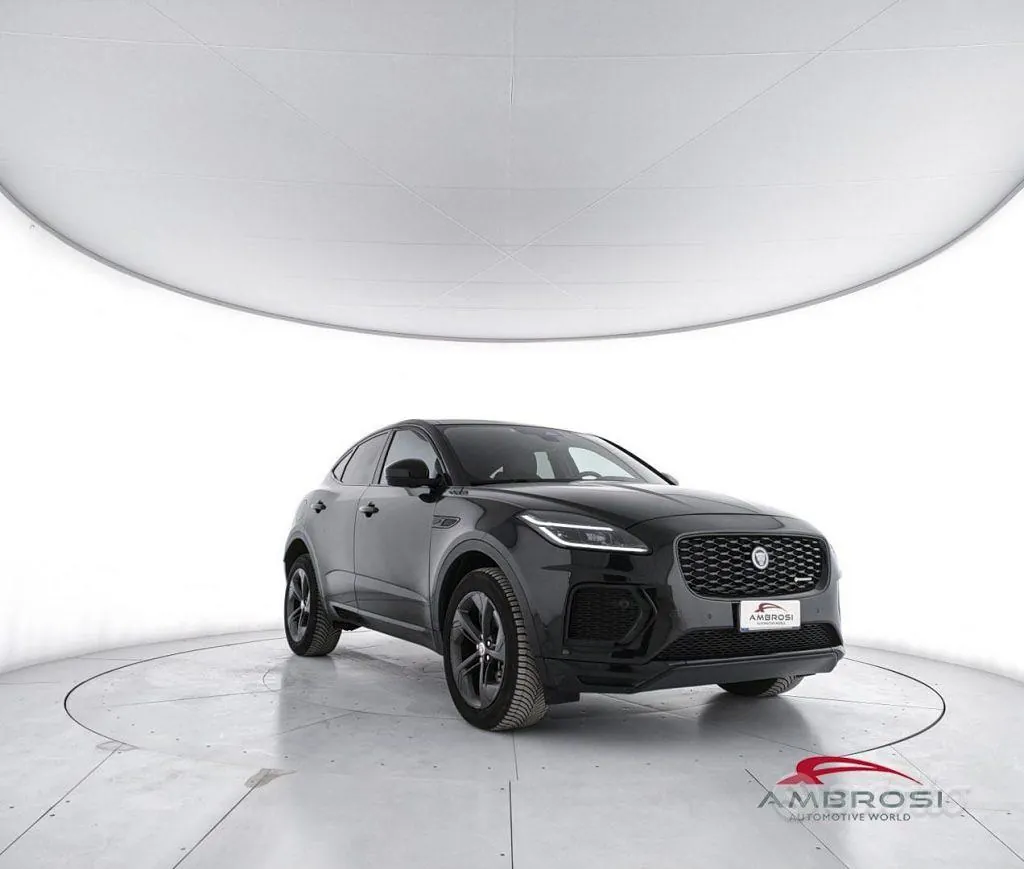 Jaguar E-Pace 2022 photo 2