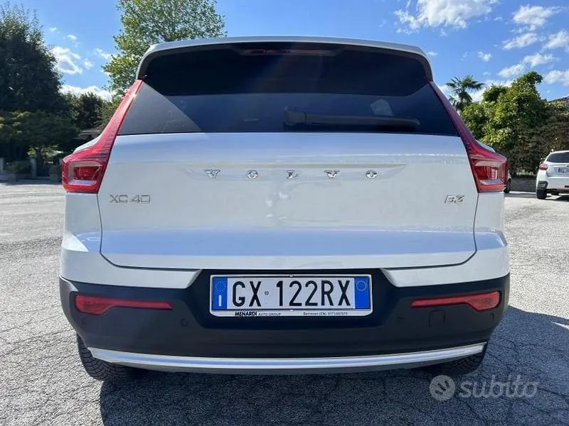 Volvo Xc40 2025 photo 4