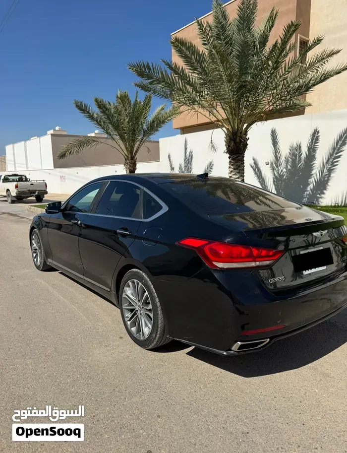 Genesis G80 2017 photo 4