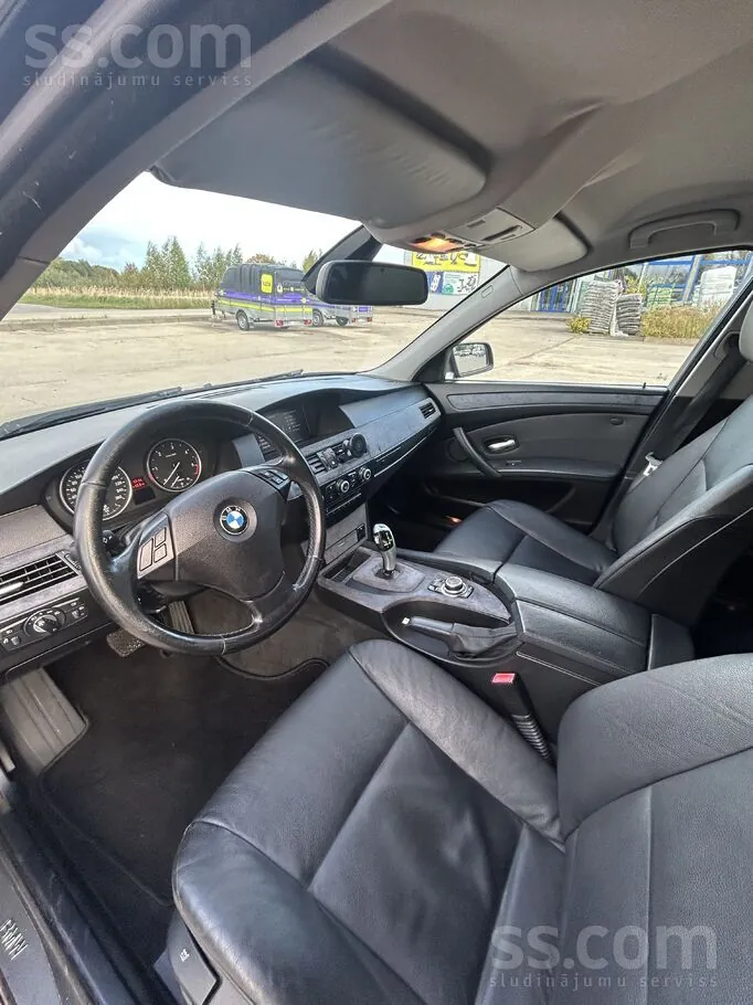 BMW E60 2009 photo 3