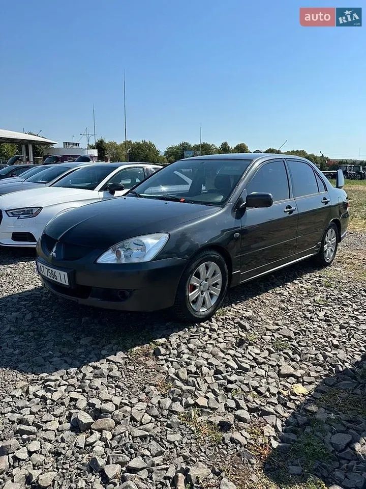 Mitsubishi Lancer 2004 photo 2