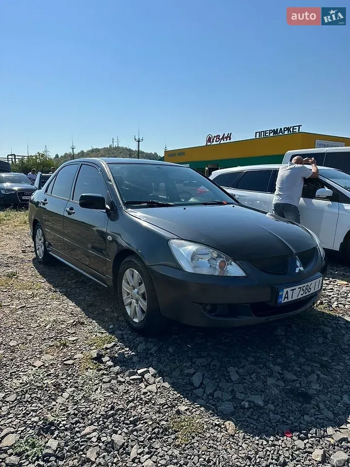 Mitsubishi Lancer