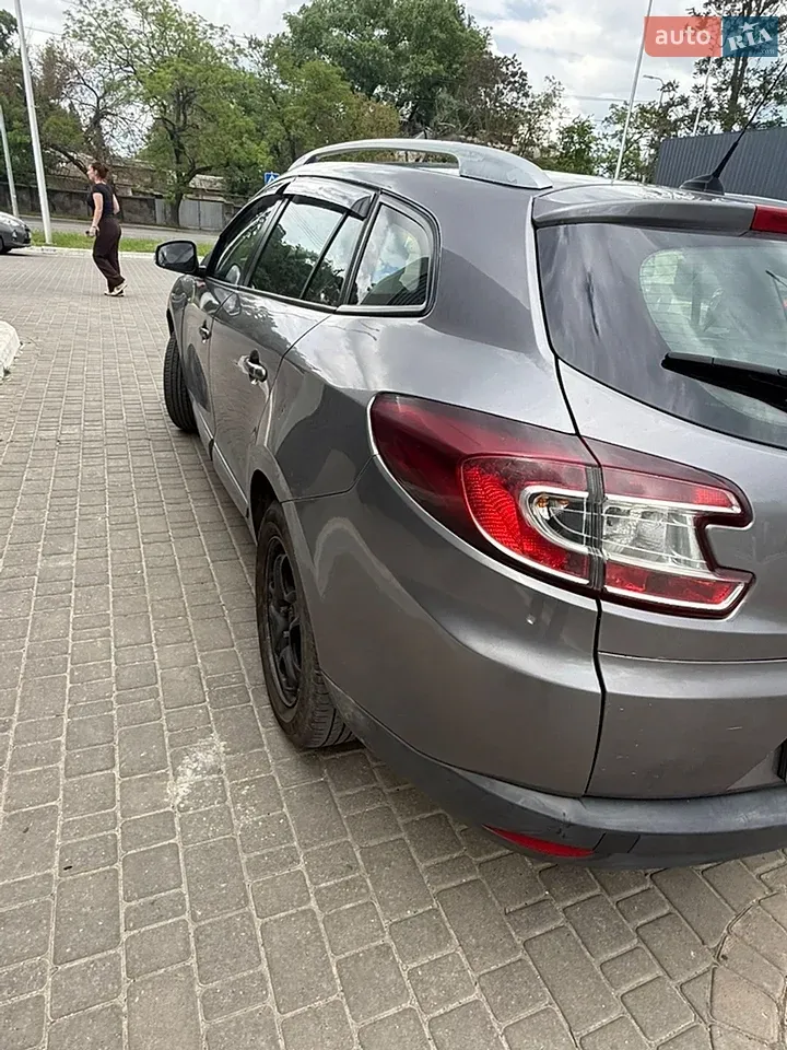Renault Megane 2012 photo 4